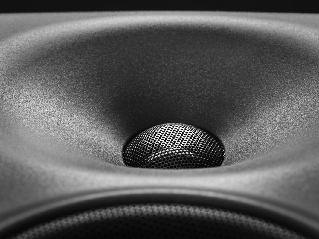 kh-120-ii-macro5-neumann-studio-monitor-g