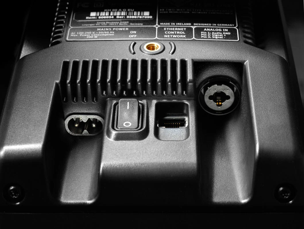 kh-80-dsp-input-neumann-studio-monitor-g