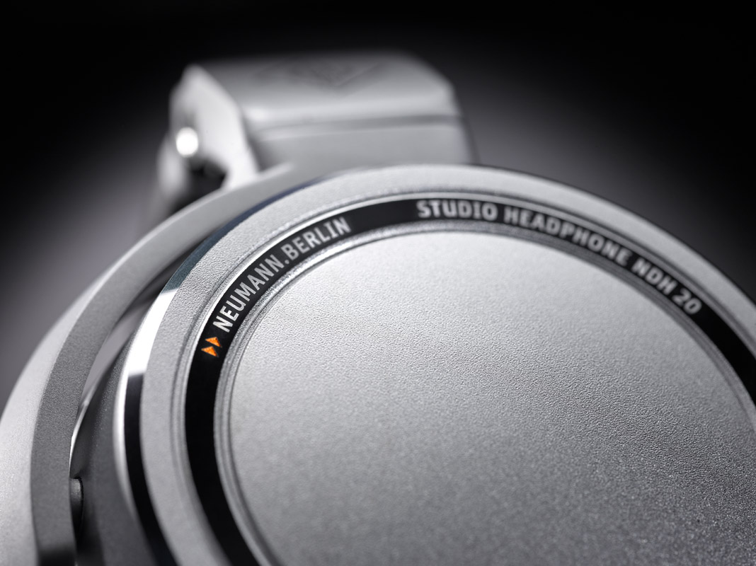 ndh-20-macro-5-neumann-headphone-g