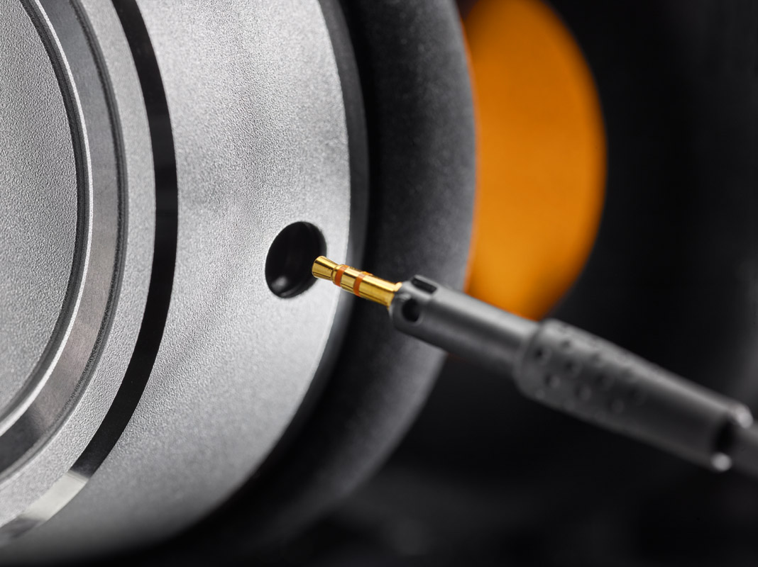 ndh-20-macro-7-neumann-headphone-g